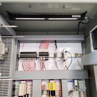 gs-series-enclosure-cabinet-light-louisiana-600